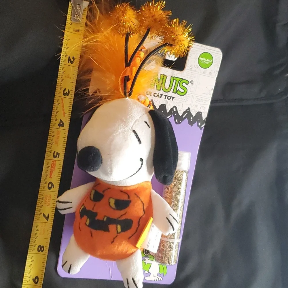 Cat Toys‎